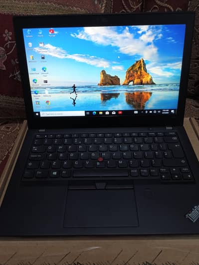 LENOVO THINKPAD X280 i5 8th generation Touch