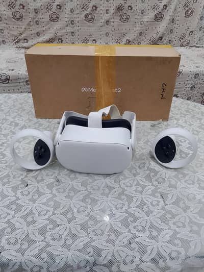 META QUEST 2 VR HEADSET WITH BOX 10/10 CONDITION ALL OK