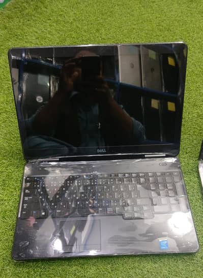 Dell/Core i3-4th Generation/4GB RAM-320GB HDD/For Urgent sale in ISB