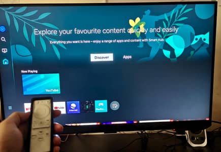 32" Samsung Odyssey G7 4K 144hz Smart Gaming Monitor + TV