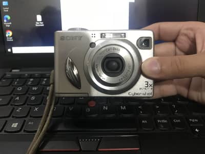 Sony CyberShot DSC-W5