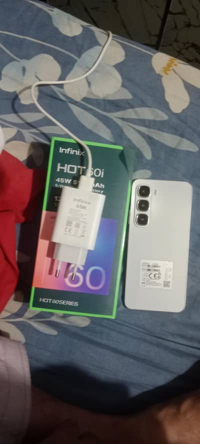 Infinix ho 60i 10/9 complete box he 03157604311 y Mera wathsup nmbr he