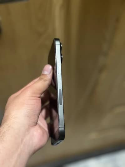 Iphone 15 pro max JV