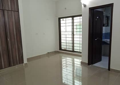 3 Bed Apartment With Beautiful View Available For Rent