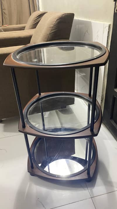 decoration 3 stap table wood and glass