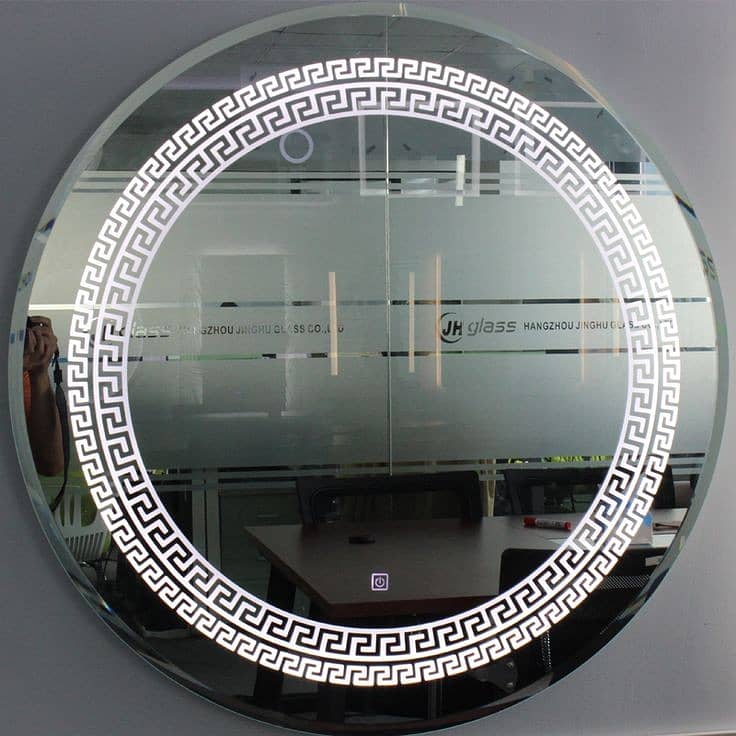 TOUCH LIGHT VANITY MIRROR 6