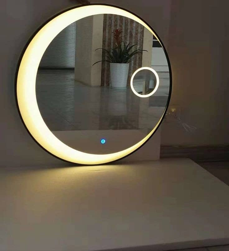 TOUCH LIGHT VANITY MIRROR 7