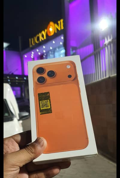 17 PRO MAX 256GB Mercantile 08 Cycles PTA