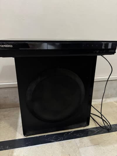 Audio home thearter made of samsung