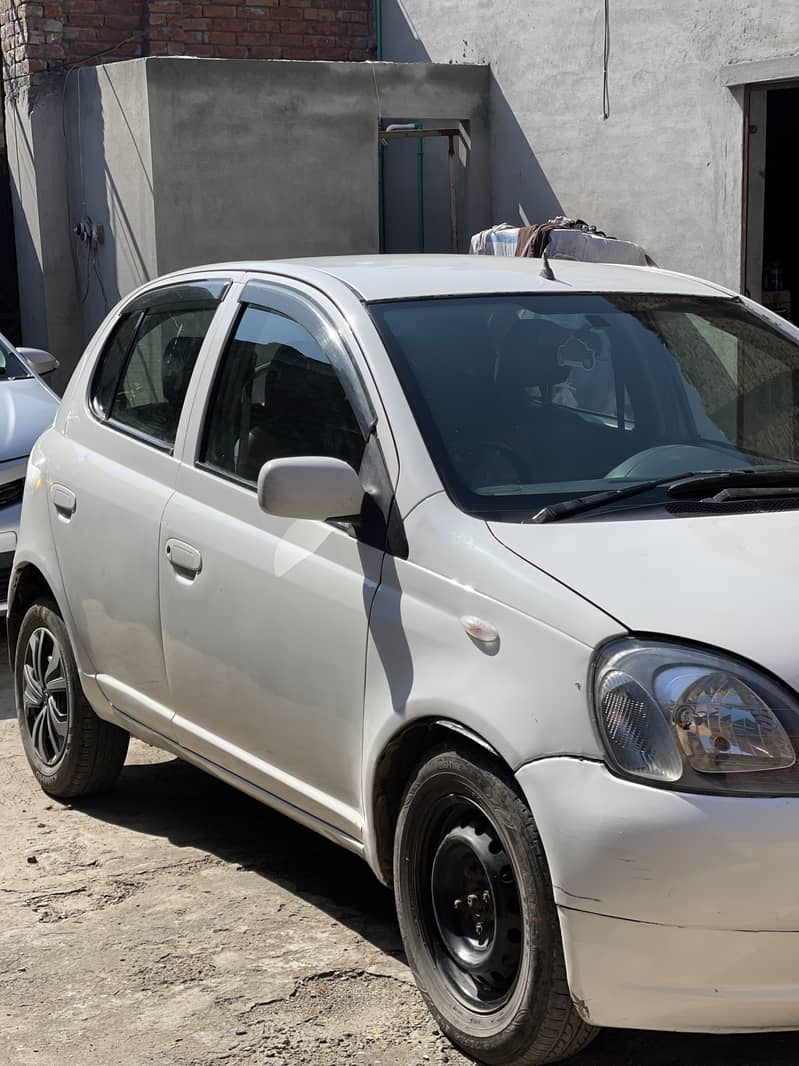 Vitz 2004 model Automatic 4