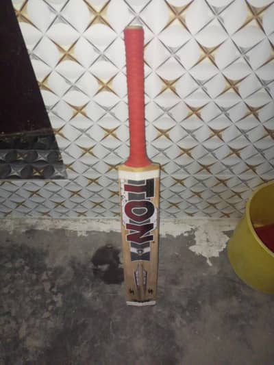 vello wood cricket bat