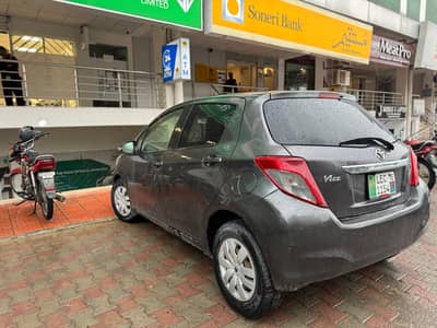 Toyota Vitz 2012