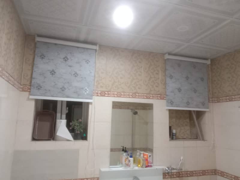 ROLLER WINDOW BLINDS 3