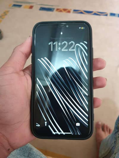 iphone xr 64gb 80 health