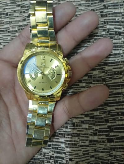 Luxury Golden Wrist Watch for Sale | Stylish Quartz Watch
