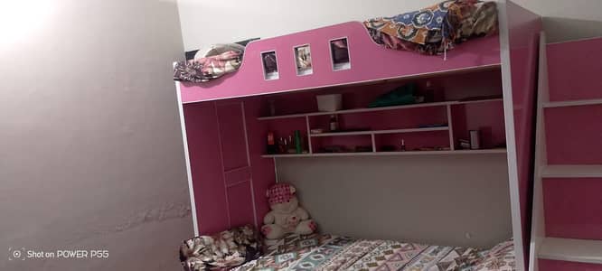 i am selling my bunk bed