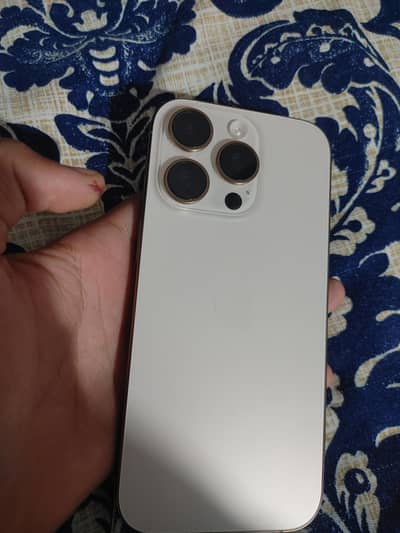 16 pro jv 128 gb 92 battery . . . cycel count 362