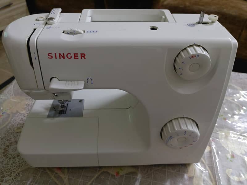 Singer Sewing Machine 1