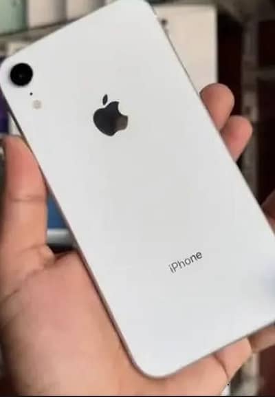 iPhone XR non pta he 10:9 64 gb battery halth 82