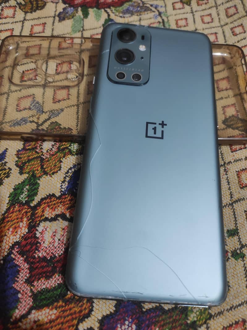 Oneplus 9 pro 4