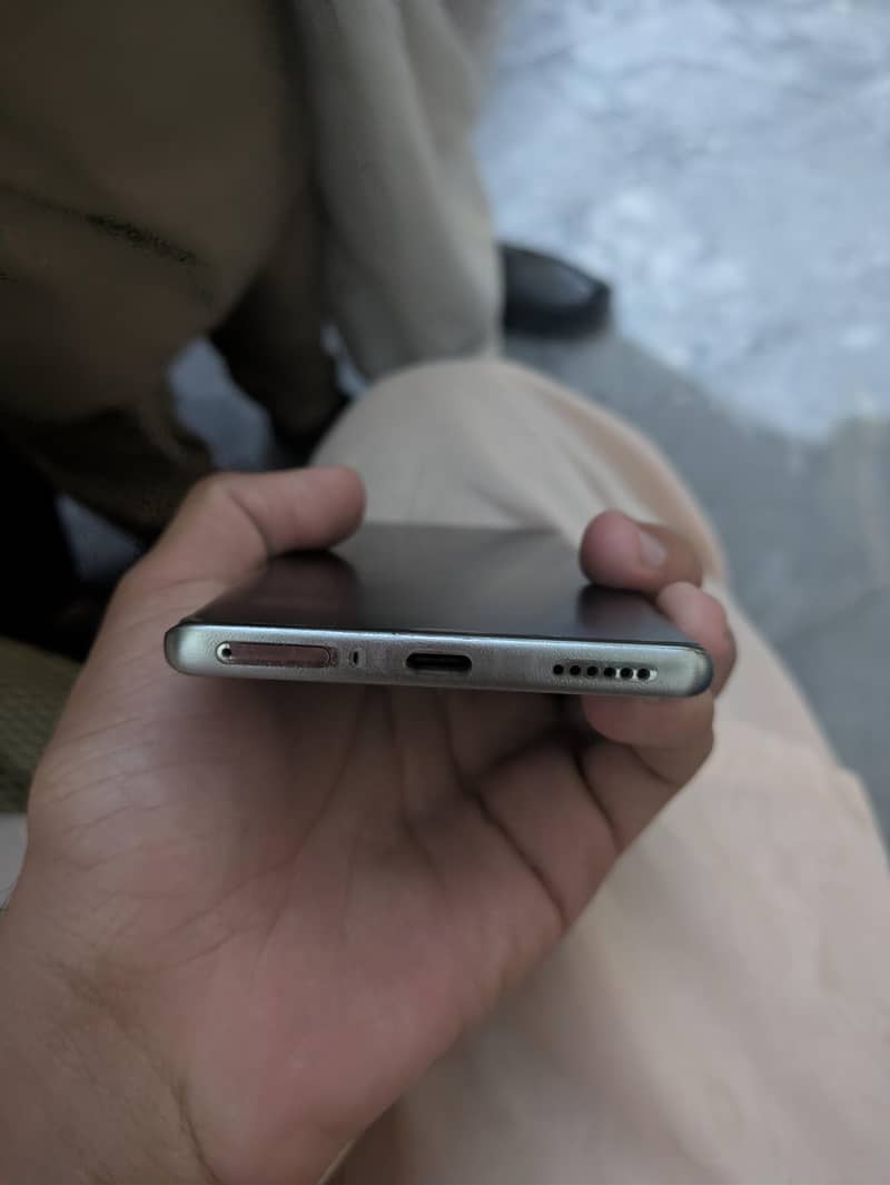 Tecno camon 40pro 4