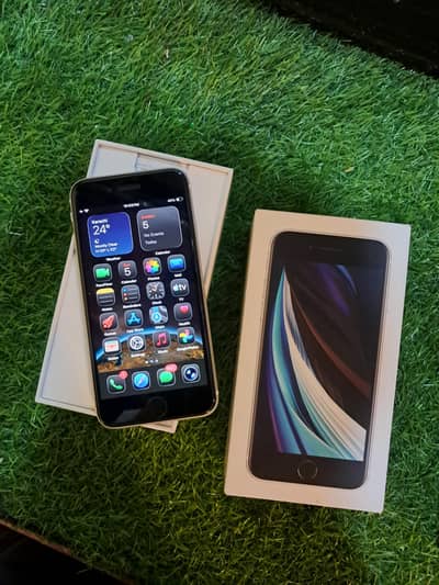 iphone se 2020 128gb pta approved  03/21/41/96/91/6