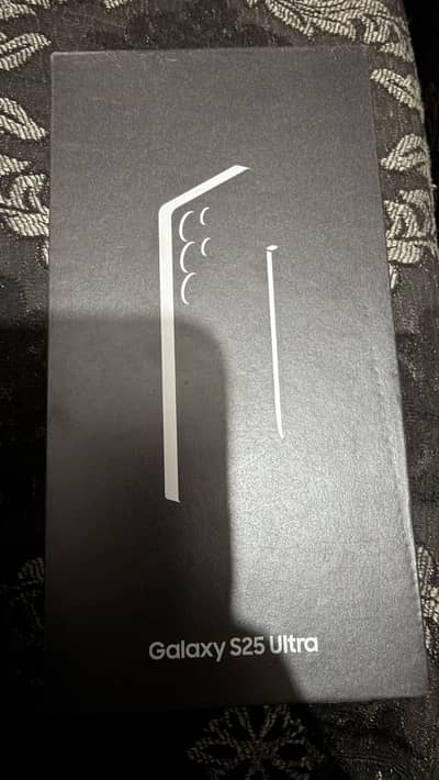 SAMSUNG S25 ultra 12 256 titanium grey