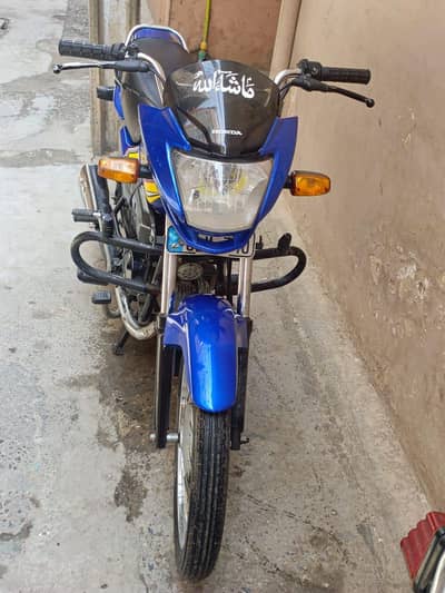 Honda paridor in good condition. 0325/9964763