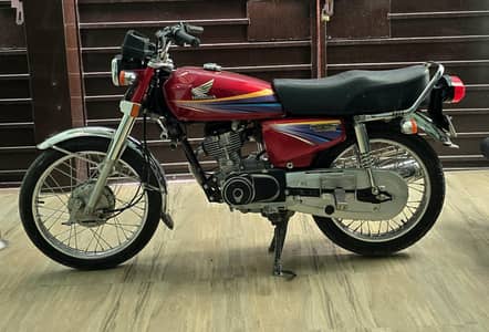 Honda CG 125 Red