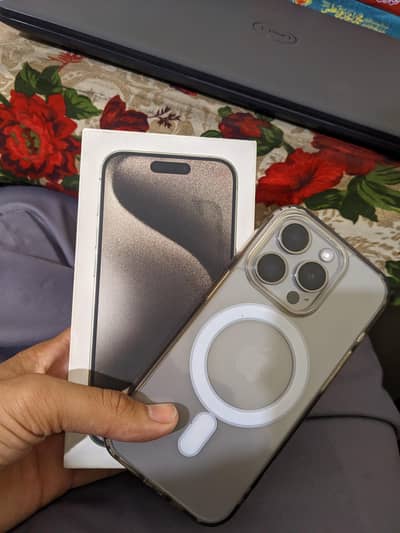 Iphone 15 pro 256 gb non pta Factory unlock with box