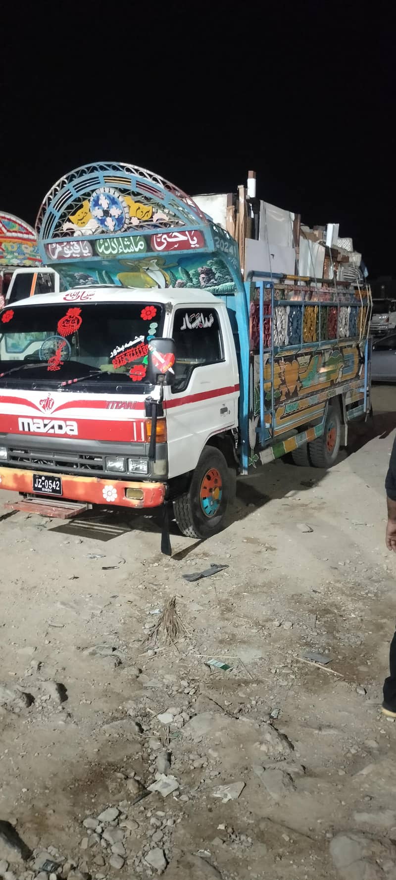 مازدا، شہزور اور سوزوکی کرایے کے لیے دستیاب - 3