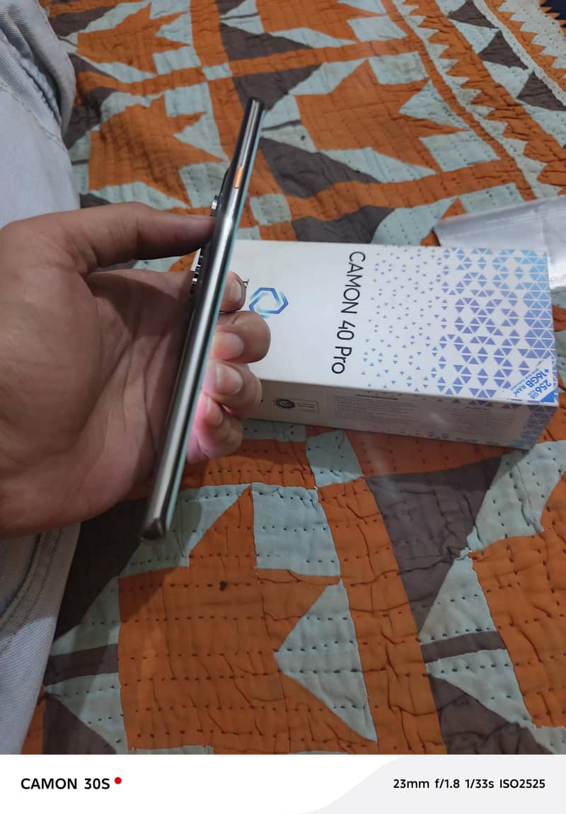 Tecno camon 40 pro 3