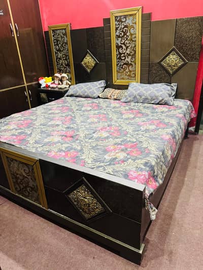 king size bed set  without metres