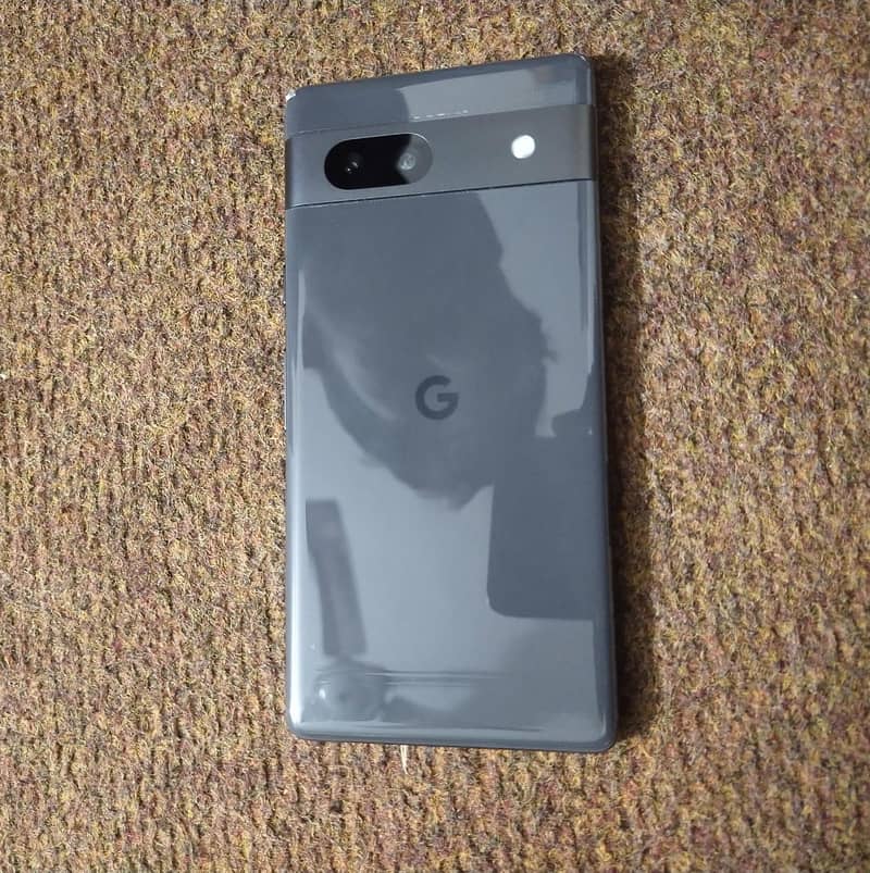 Google pixel 7a 4