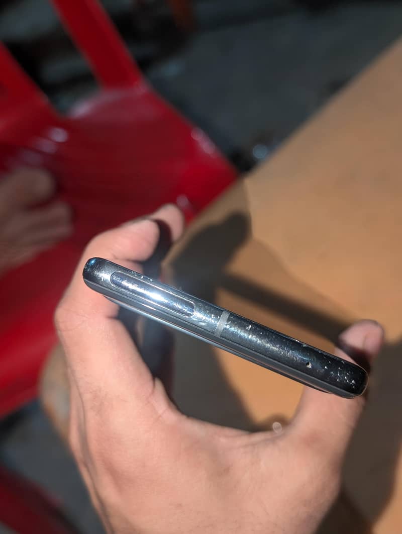 Google pixel 7 pro 4