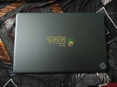 new laptop no used