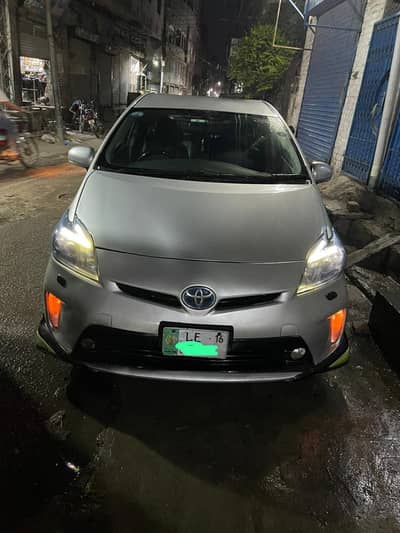 Toyota Prius 2016