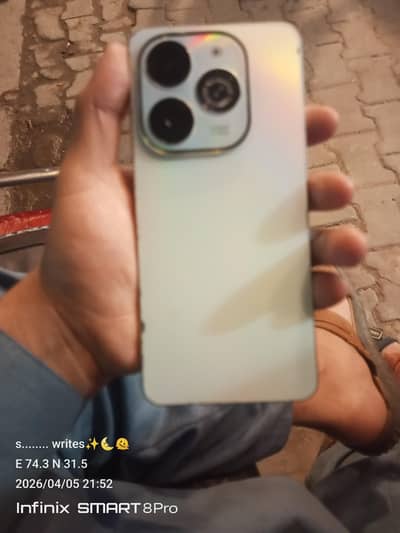 INFINIX SMART8 (plus)