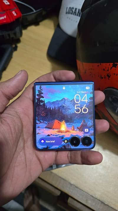 Samsung Galaxy Z Flip 7