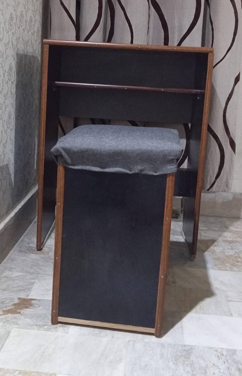 laptop table with stool 0