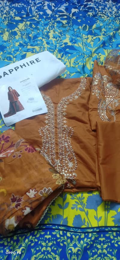 sapphire unstiched suit 3piece