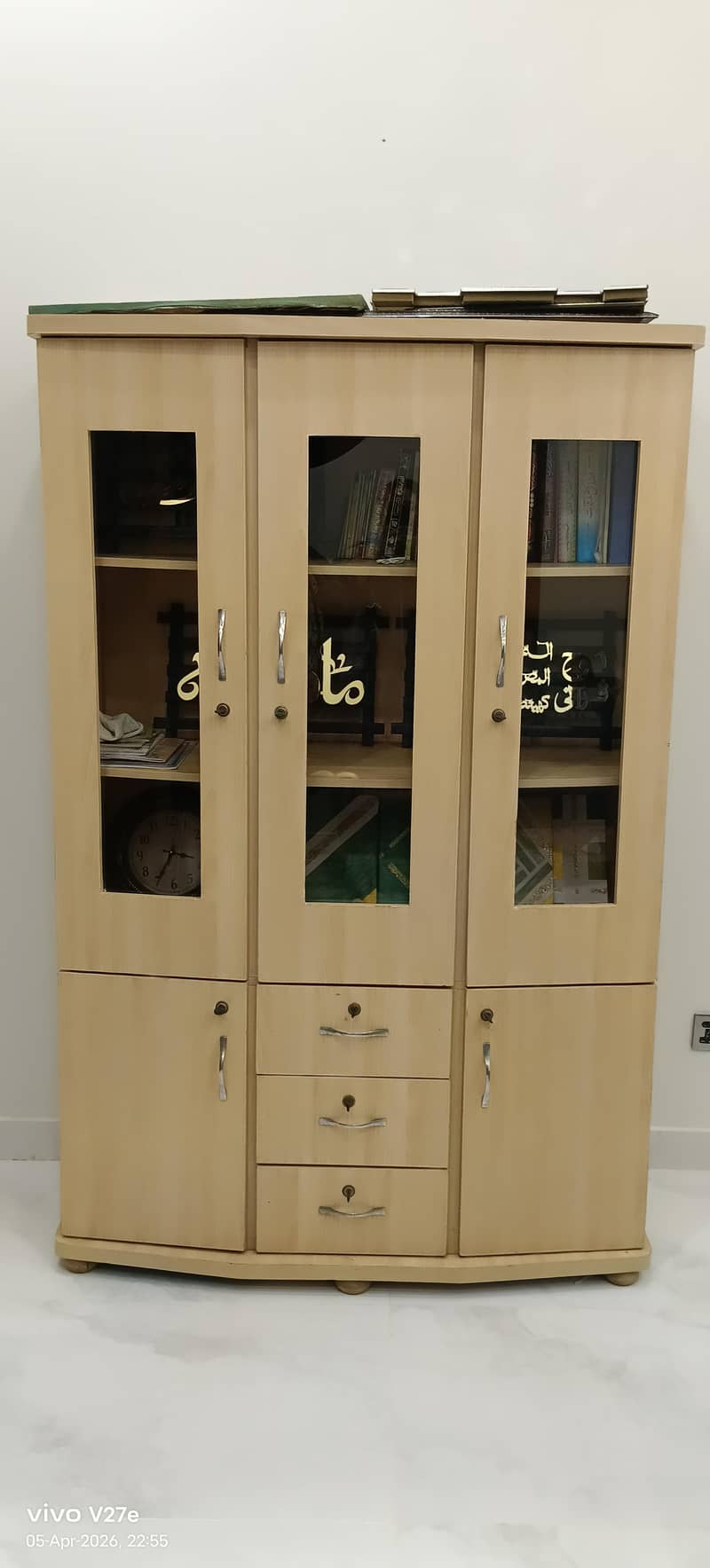 three door divider 0