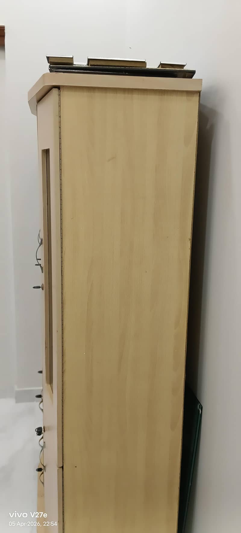 three door divider 2