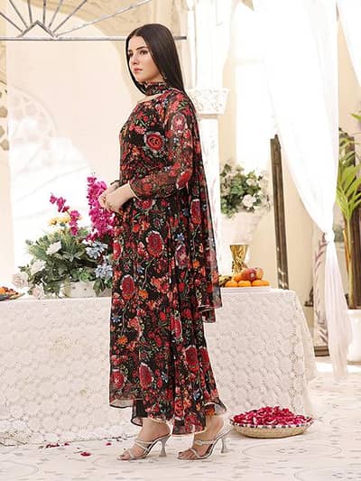 Nazmina Floral Fantasy 3 piece suit - Brand New (Best Selling Article)