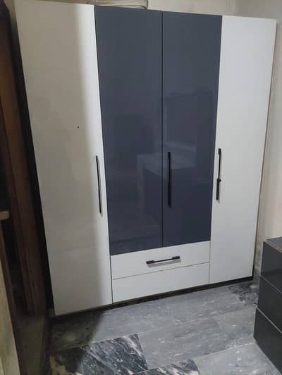 foldable 4 door wardrobes whell lagy Kaha marzi asani sy Kar sakty
