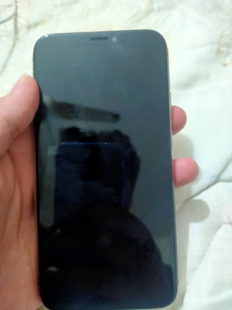 iphone xs 1