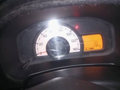 مجھے ایکسیڈینٹ گاڑی چاہیے آلٹو پاکستانی نیو جس کے پاس بھی ہو رابطہ ا