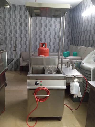 Commercial Deep Fryer (16L) – Sizzling Top Roof Model