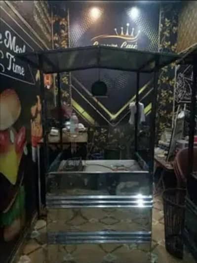 chip roll samosa counter