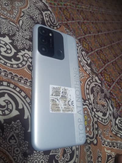 Tecno Spark 8c